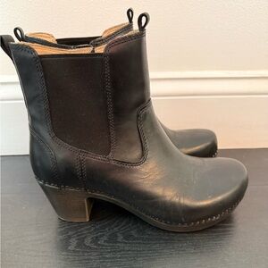 Dansko - Women's Shayna Heeled Boot